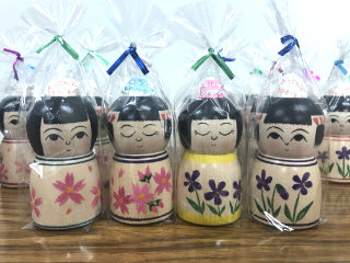 高尾山　楊枝入れこけし